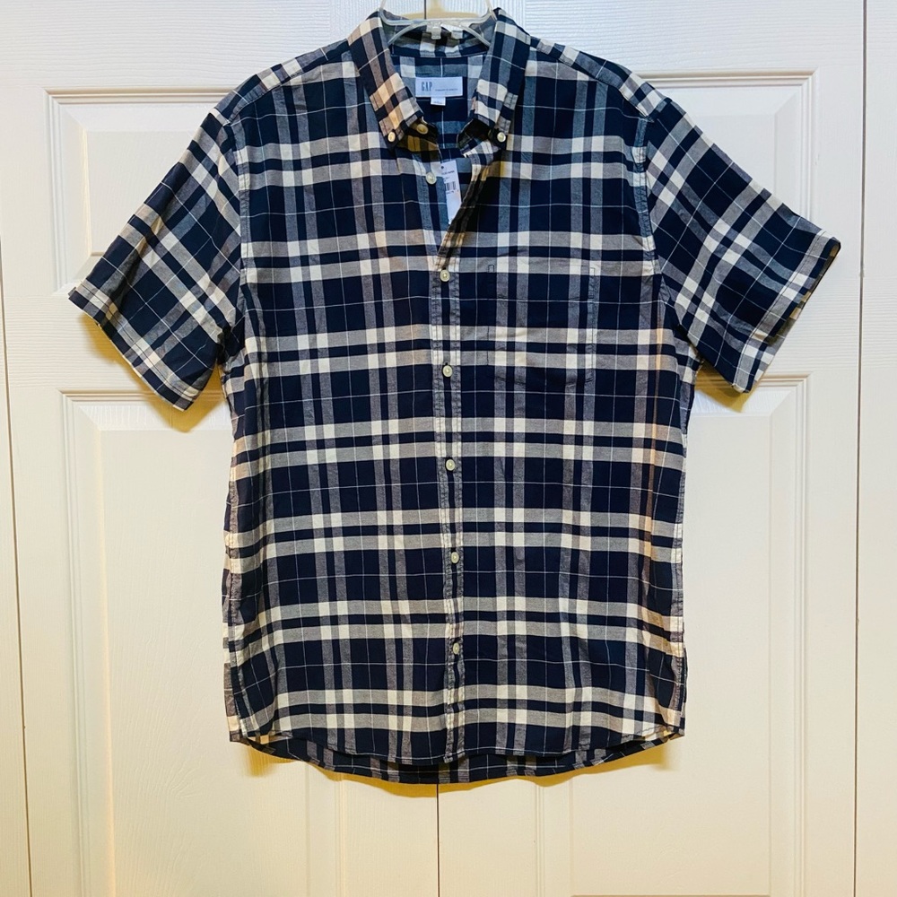 🆕NEW-GAP BLUE PLAID SHORT SLEEVE BUTTON DOWN SHIRT YOU ARE GOING TO LOVE. - Picture 1 of 7